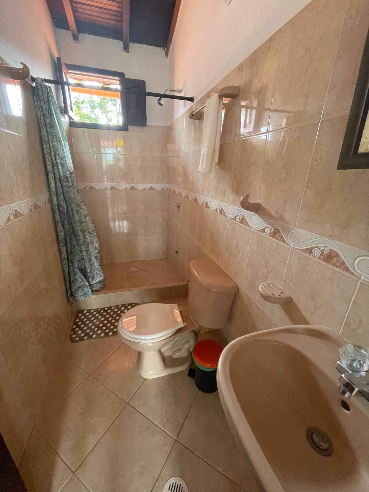 Hostel La Hormiga Баричара Екстериор снимка