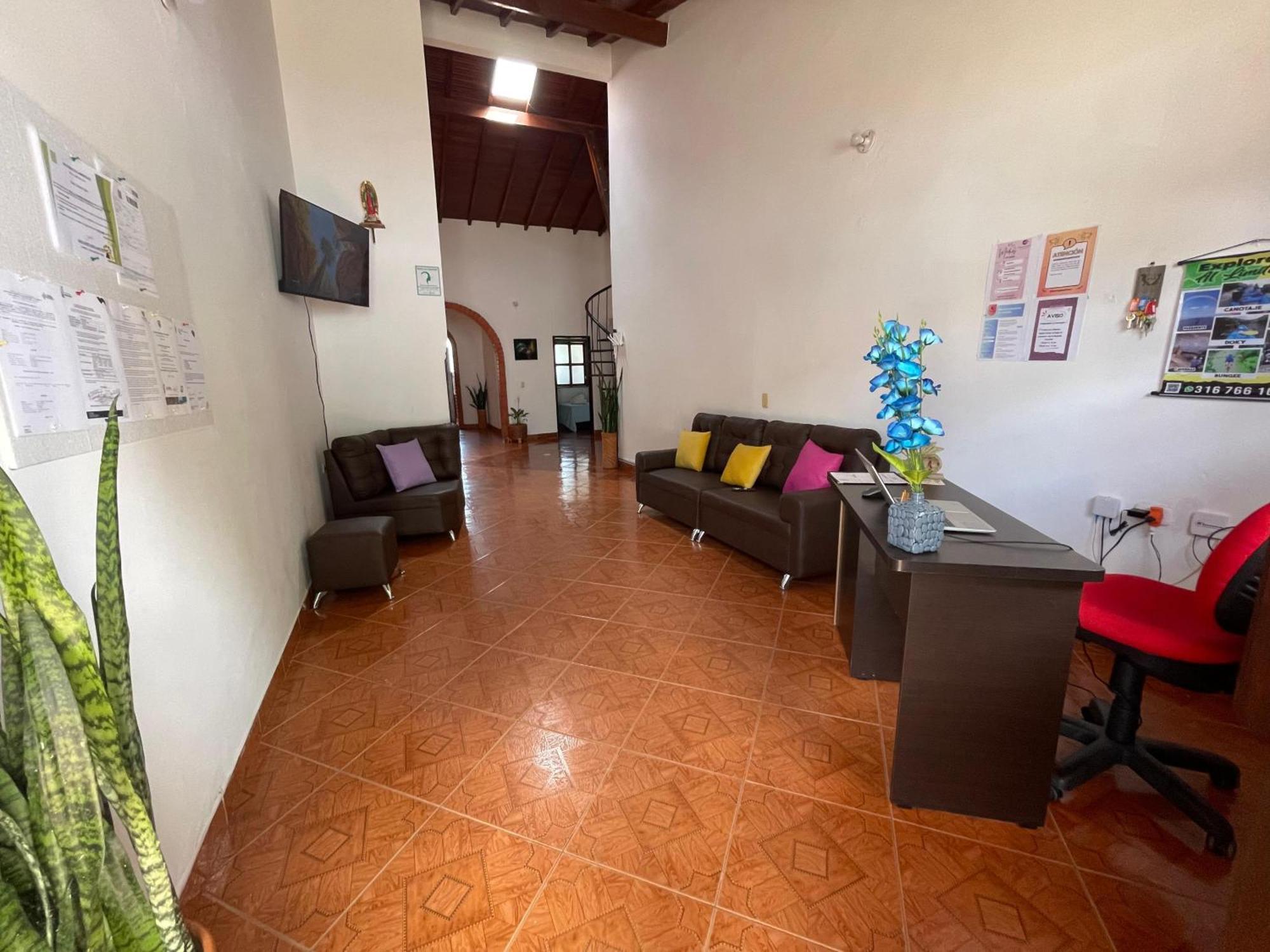 Hostel La Hormiga Баричара Екстериор снимка