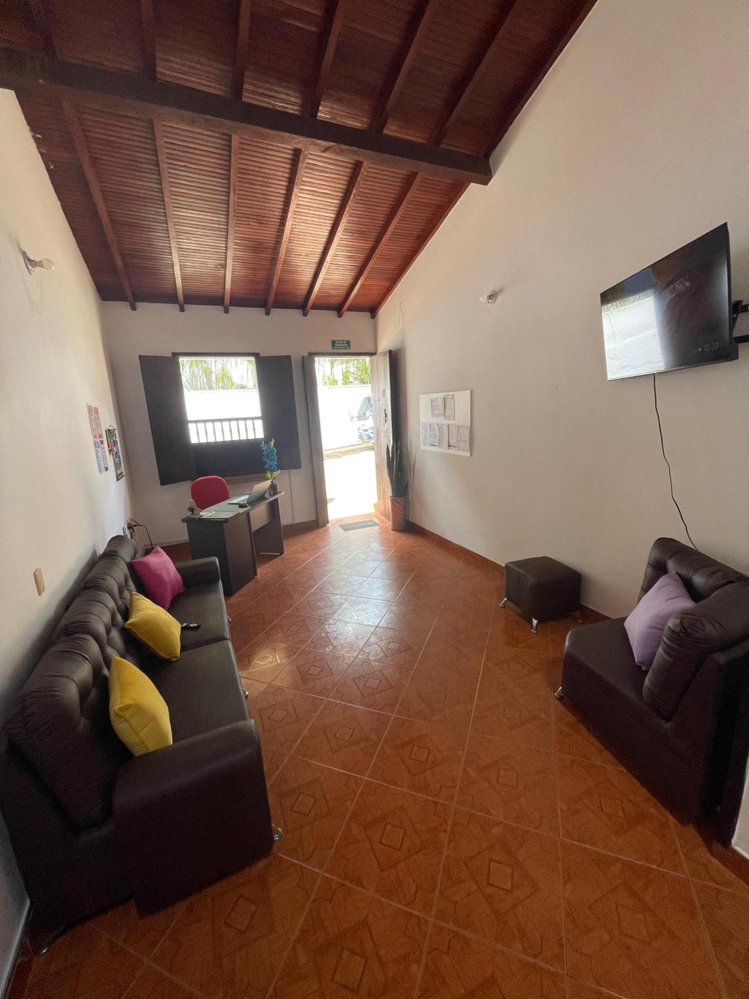 Hostel La Hormiga Баричара Екстериор снимка
